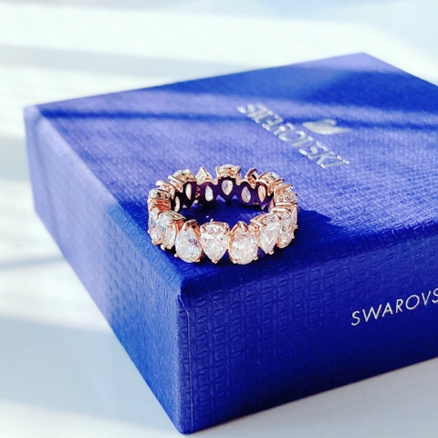 SWAROVSKI Vittore ring (Drop cut, White, Rose gold-tone plated) - RINGS - Nhẫn pha lê cắt giọt - SWAROVSKI JEWELRY
