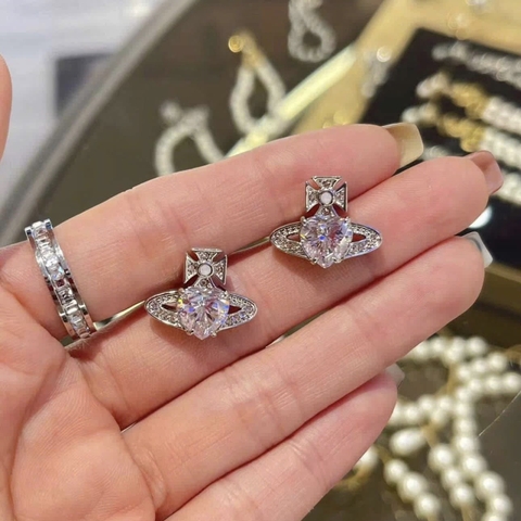 CHÍNH HÃNG - VIVIENNE WESTWOOD Ariella Earrings - Khuyên, hoa tai đính đá pha lê hình trái tim - JEWELRY