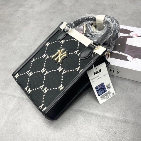 Túi Đeo Chéo MLB Monogram New York Yankees Tote Cross Bag 7ACRMD34N