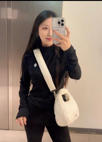 TÚI WHOAU PADDED HOBO WHITE BAG - TÚI XÁCH PHAO MÀU TRẮNG