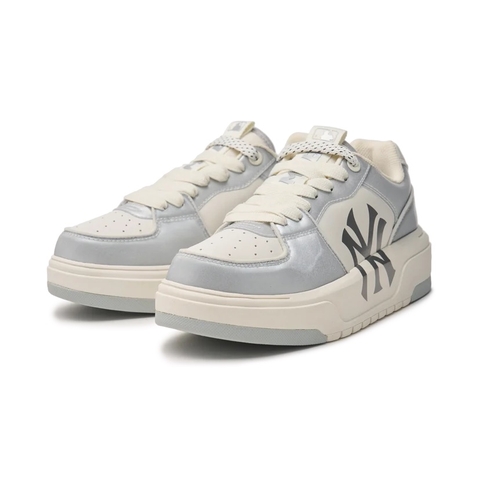 GIÀY MLB Chunky Liner Hologram New York Yankees Grey