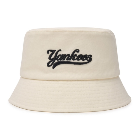 MŨ MLB VARSITY BUCKET HAT NY NEW YORK CREAM - Mũ vành tròn, màu trắng kem
