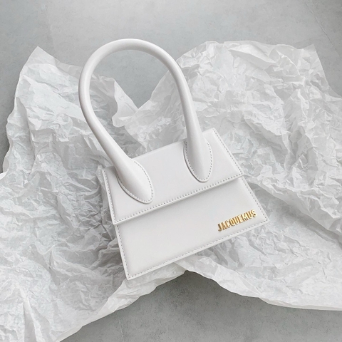 TÚI JACQUEMUS MOYEN CHIQUITO SIZE 18CM WHITE TRẮNG