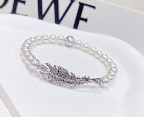 SWAROVSKI Nice bracelet (Magnetic closure, Feather, White, Rhodium) - Vòng/lắc tay ngọc trai pha lê, lông vũ - SWAROVSKI - JEWELRY
