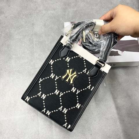 Túi Đeo Chéo MLB Monogram New York Yankees Tote Cross Bag 7ACRMD34N