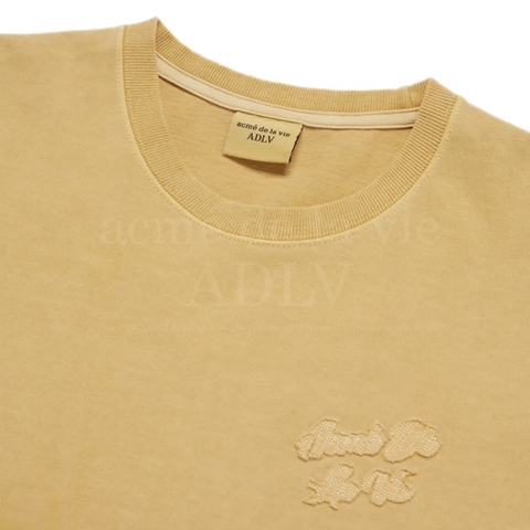ADLV APPLIQUE LOGO PIGMENT TSHIRT YELLOW - Áo thun cổ tròn tay lỡ màu vàng