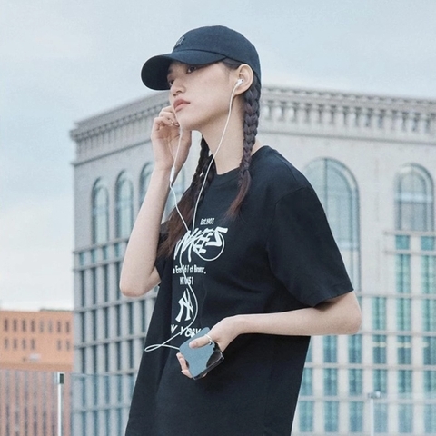 Áo MLB Street Lettering Overfit T-shirt NY Newyork Black - Áo thun cổ tròn tay lỡ màu đen