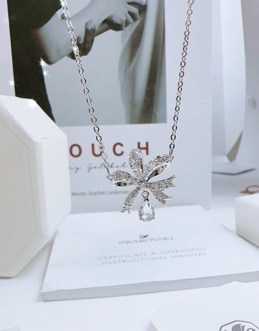 SWAROVSKI Hyperbola Volta necklace (Bow, Small, White, Rhodium plated) - Dây cổ, dây chuyền thiên hình nơ trắng - JEWELRY NECKLACE