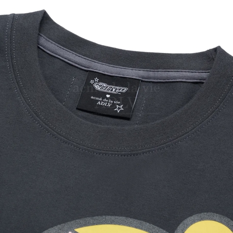 [THE POWERPUFF GIRLS X ADLV] ÁO ADLV BIG PRINTING ARTWORK T-SHIRT CHARCOAL - ÁO THUN NHỮNG CÔ GÁI SIÊU NHÂN - MÀU THAN CHÌ