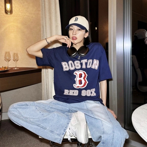 Áo Thun MLB Varsity Overfit Boston Redsox Tshirt 3ATSV0233-43NYS Màu Xanh Navy