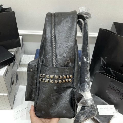 MCM STARK BACKPACK (BLACK - Size Medium 40cm)
