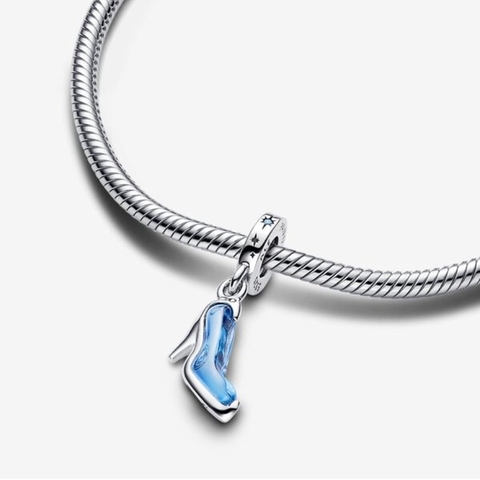 PANDORA Disney Cinderella's Glass Blue Slipper Dangle Charm (Silver Sterling, CZ, GLASS) - Hạt trang trí vòng tay hình chiếc giày thuỷ tinh xanh, bạc 925, đá Zirconia