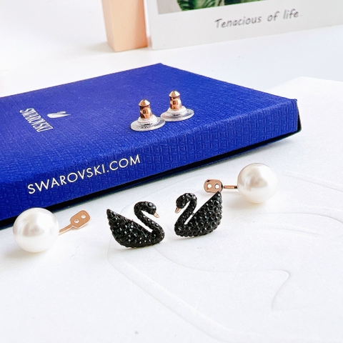 SWAROVSKI Iconic Swan earrings (Crystal pearl, Black, Rose-gold tone) - Khuyên tai pha lê thiên nga đen, ngọc trai pha lê - JEWERY