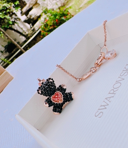 SWAROVSKI Teddy pendant (Bear, Black, Rose gold-tone plated) - Dây cổ, dây chuyền gấu đen, pha lê hồng chuyển động