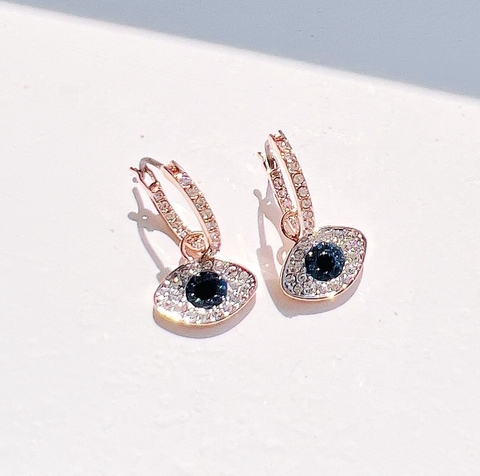 SWAROVSKI Symbolica hoop earrings (Evil eye, Blue, Rose gold-tone plated) - Khuyên tai pha lê, hình biểu tượng mắt - JEWERY