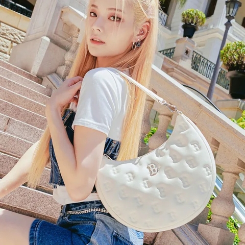 Túi MLB Classic Monogram Embo Cross Type Boho Boston Red Sox 3ABQS093N-43CRD Màu Trắng