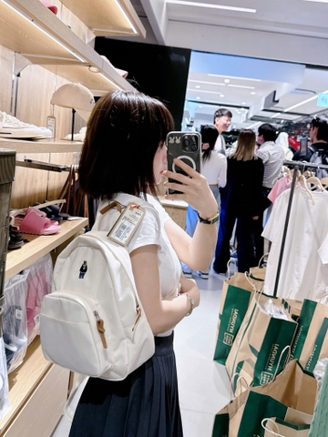 CHÍNH HÃNG - WHOAU Steve Bear Basic Backpack White - Balo, cặp màu trắng