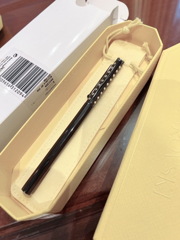 CHÍNH HÃNG - SWAROVSKI Ballpoint Black pen (Classic, Black lacquered) - Bút/viết màu đen, mực đen