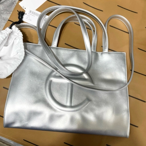 TÚI TELFAR SILVER BAG - MEDIUM M SIZE (38x28x13cm) - TÚI ĐEO CHÉO TELFAR MÀU XÁM BẠC