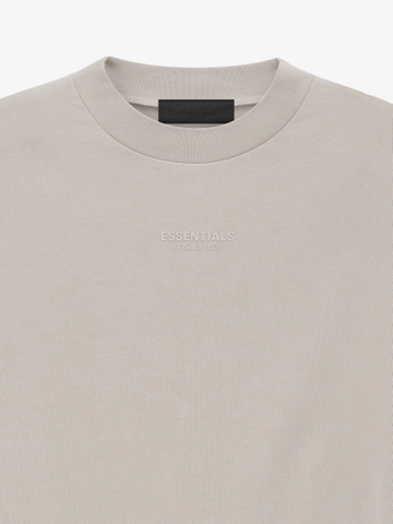 Áo Fear of God FOG Essentials Tee Silver Cloud - Áo thun cổ tròn tay lỡ màu mây xám bạc, chữ nhỏ giữa