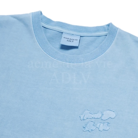 ADLV APPLIQUE LOGO PIGMENT TSHIRT BLUE - Áo thun cổ tròn tay lỡ màu xanh