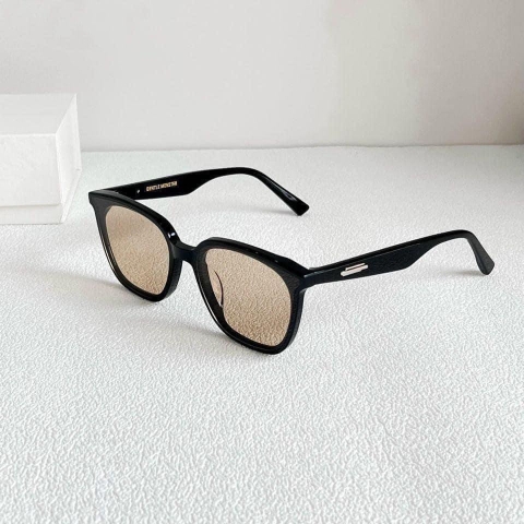 Kính Mắt Gentle Monster LILIT 01 (BR)