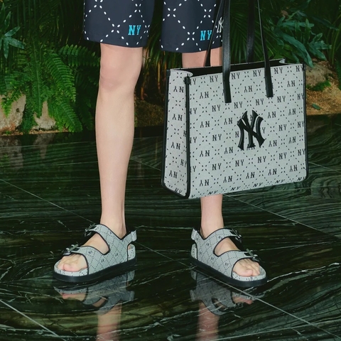 Giày MLB Double sandals jacquard diamond monogram NY Newyork Yankees