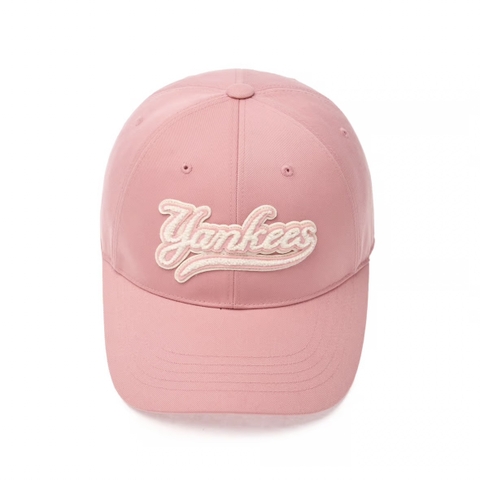 Mũ MLB Varsity Cultive Bookle Logo Unstructured Ball Cap New York Yankees Pink - Mũ lưỡi trai, nón kết màu hồng