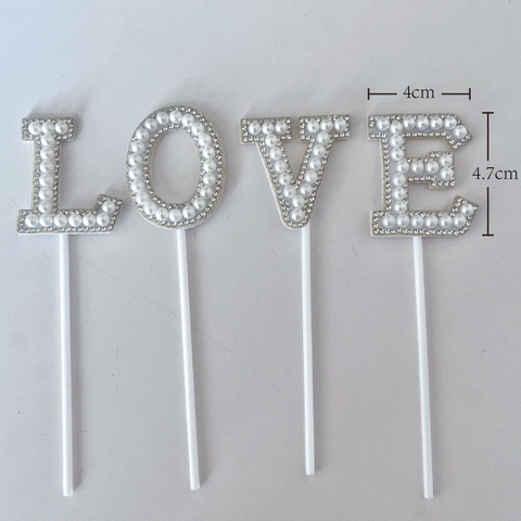 Chữ Love Ngọc/ Trắng