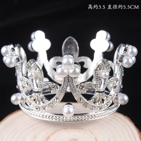 Vương miện nhỏ nhựa