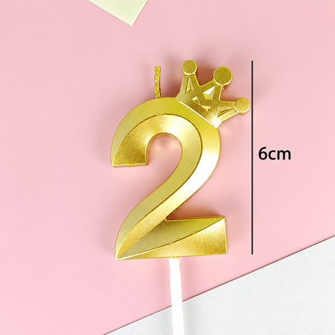 Nến Số Nhũ 3D Vương Miện Vàng Số 2