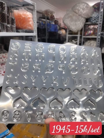 Khuôn định hình trong chữ cái mới R21