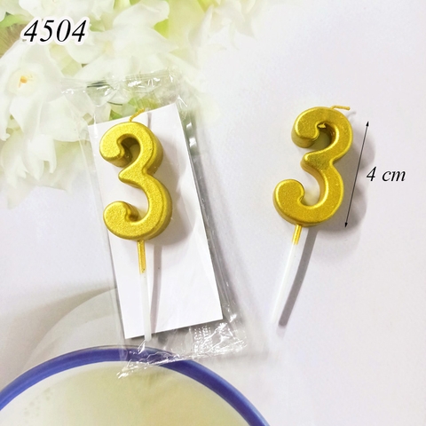 Một Chiếc Nến số 3 vàng
