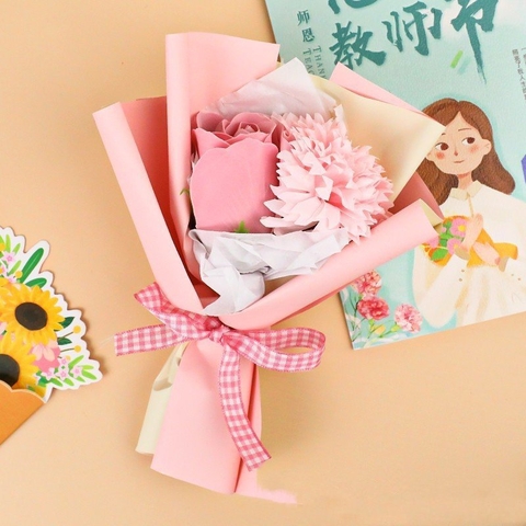 Bó hoa hồng sáp bọc hồng
