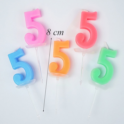 Hộp 20 nến số 5 nhiều màu