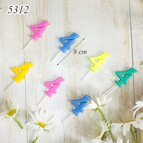 Một Chiếc Nến số 4 nghê thuật nhiều màu