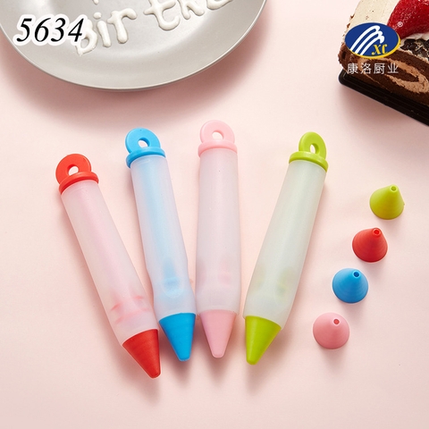 Bút vẽ chữ chocolate chất liệu silion màu ngẫu nhiên