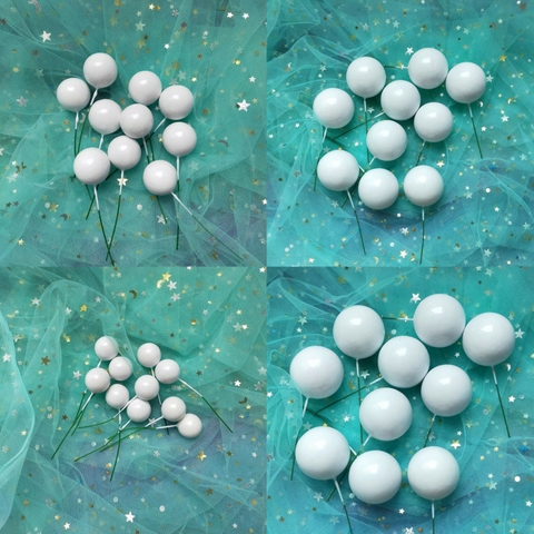 40 viên bi sắc màu trơn trắng.