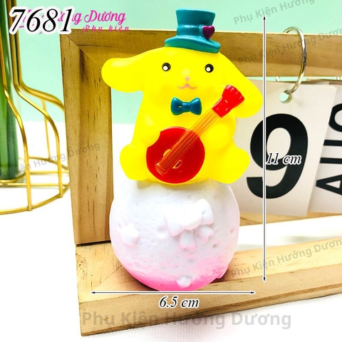 Tượng chó vàng  Pompompurin + quả cầu đèn led