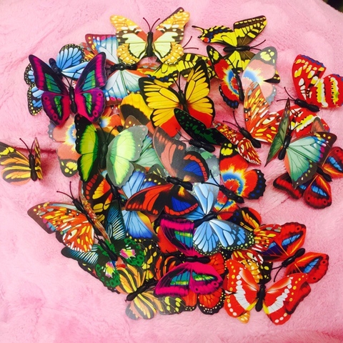 Set 10 bướm nhựa nhỏ sắc màu