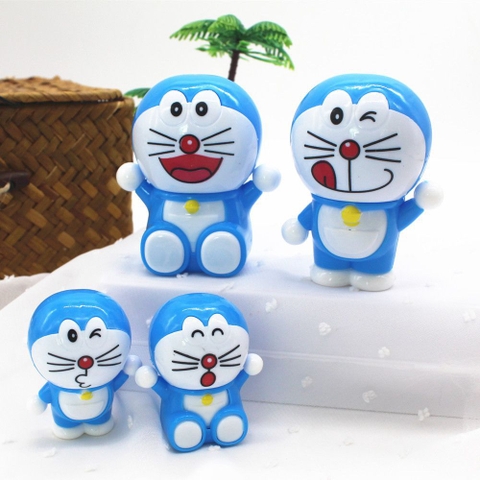 Bộ 4 doremon xanh nhựa nhẹ.