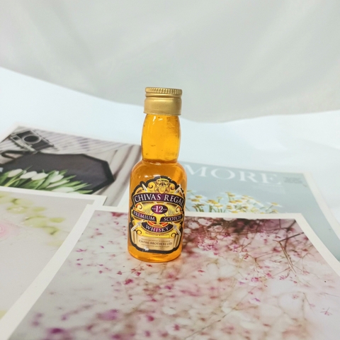 Rượu Chivas 12 nắp vàng