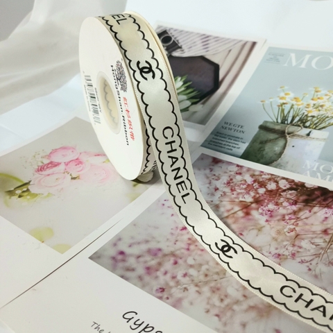 Ruybang chanel trắng sữa kẻ sóng khổ 2.5cm,45m.