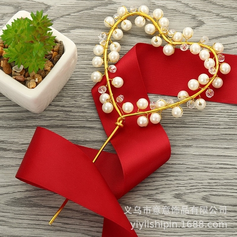 Cam - Cắm tim hạt ngọc trai