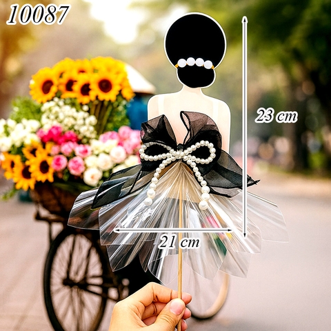 Phôi Đựng Tiền Cô Gái Váy Trắng Trễ Vai + 10 Meka Tiền TP