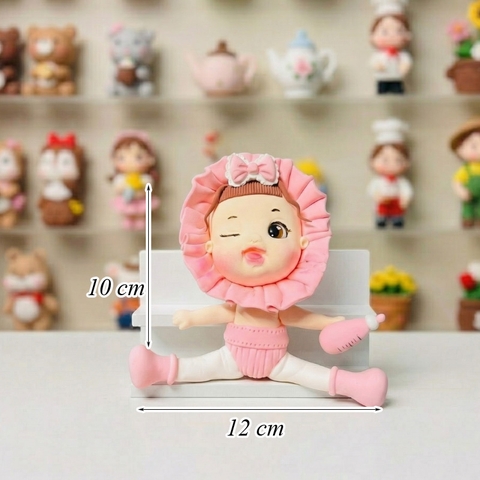Tượng Đất Set Bé Gái Ngồi Cầm Bình Sữa