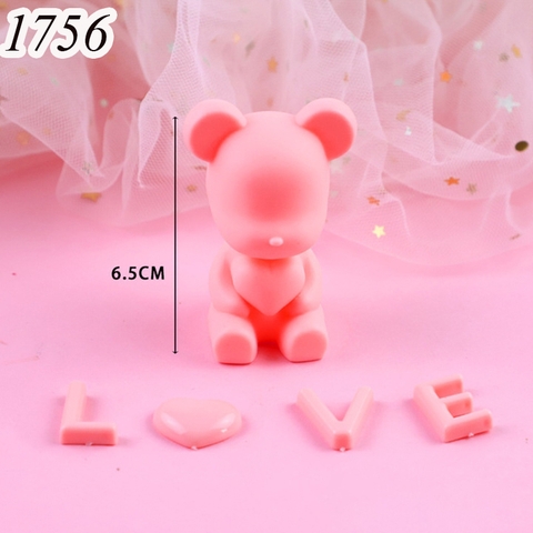 Tuong - gấu hồng chữ love