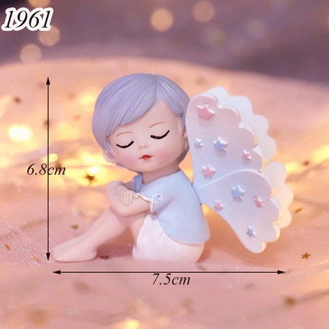 Tuong - bé trai cánh bướm