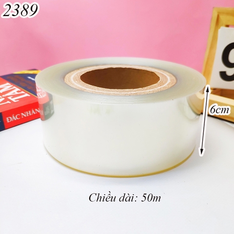 Cuộn mica bọc thành bánh trong 6cm