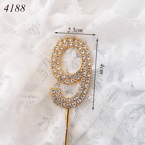 Que cắm số 9 hợp kim vàng đính kim cương